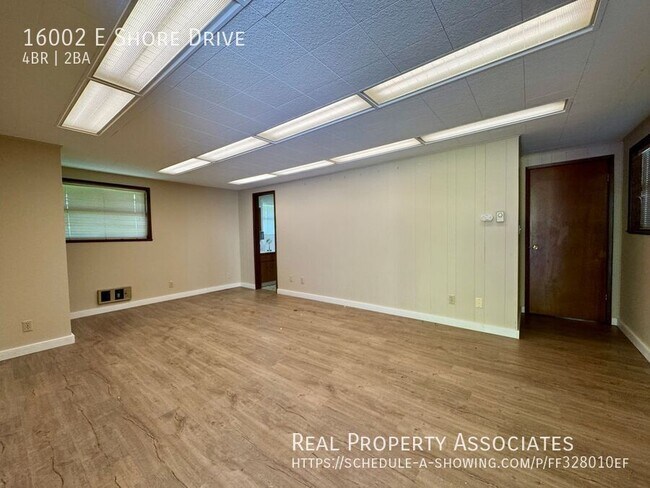 Building Photo - 16002 E Shore Dr