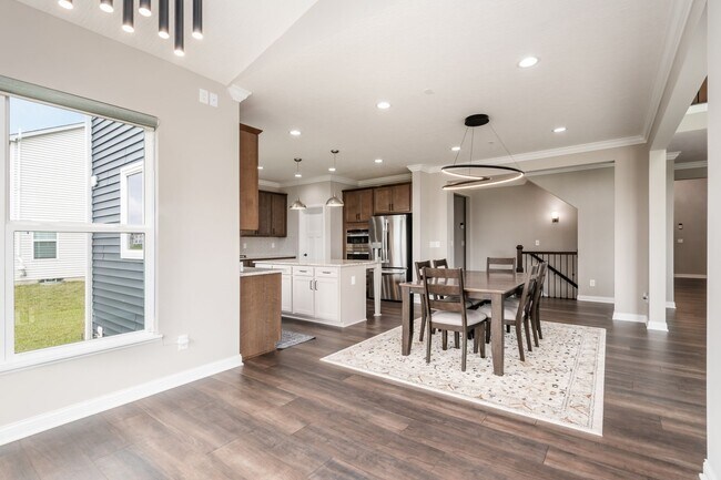 Building Photo - 3387 Logsdon Lp