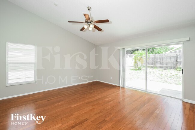 Building Photo - 2738 Springfield Dr