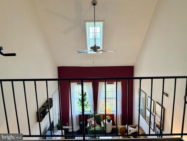 Building Photo - 4628 36th St S