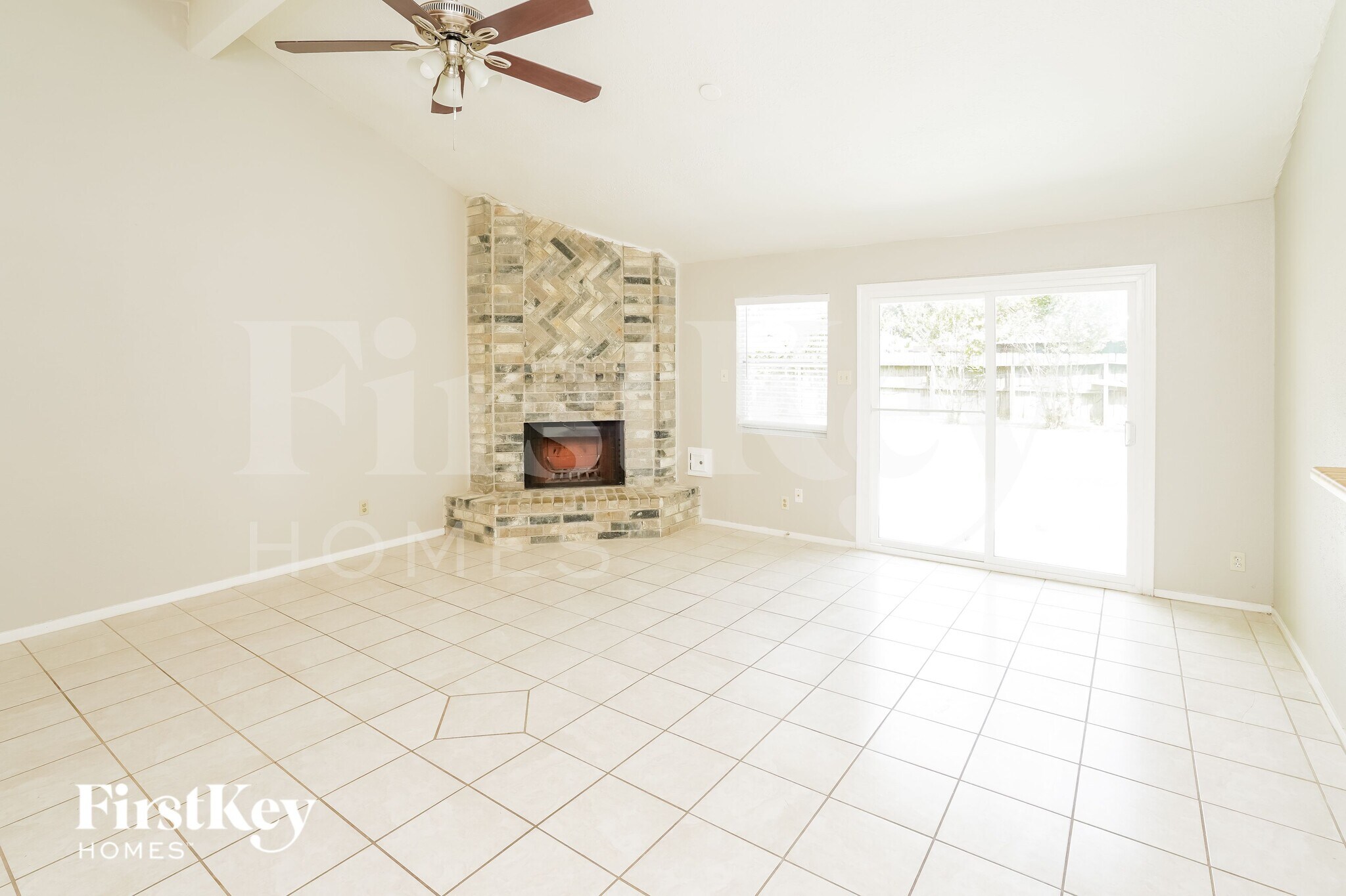 Building Photo - 26511 Cypresswood Dr