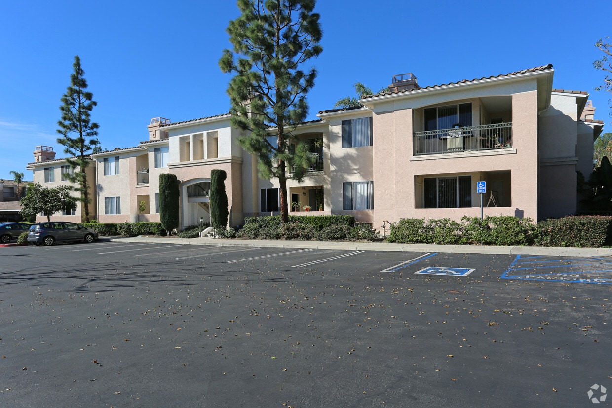 Aventine At Aliso Viejo Aliso Viejo Ca Apartment Finder