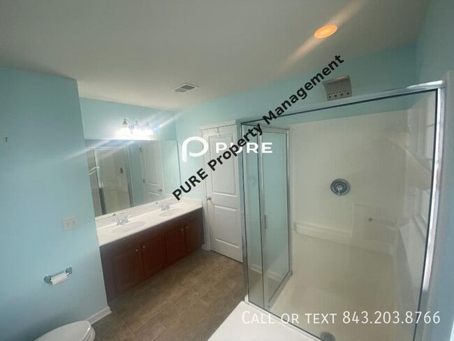 Building Photo - 112 Marinella Dr
