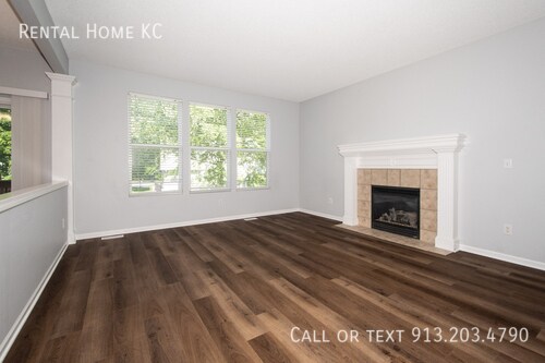 Building Photo - 1819 W Elm Terrace