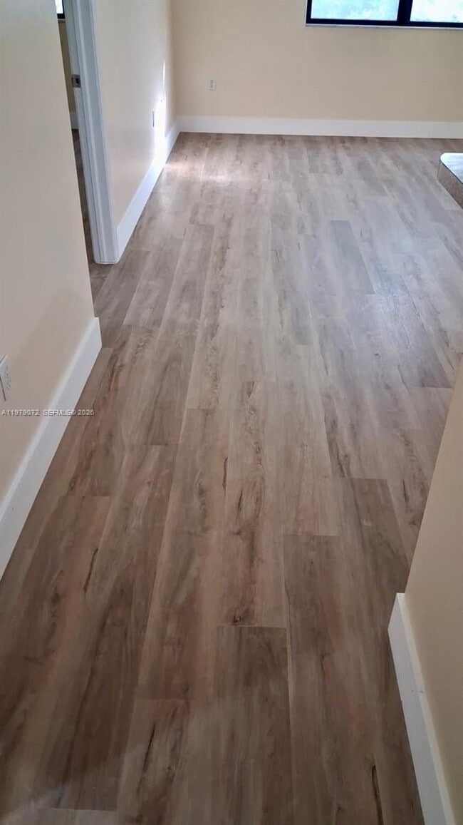 Building Photo - 1919 Van Buren St