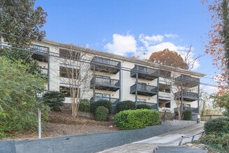 Building Photo - Signal Hill Apartments