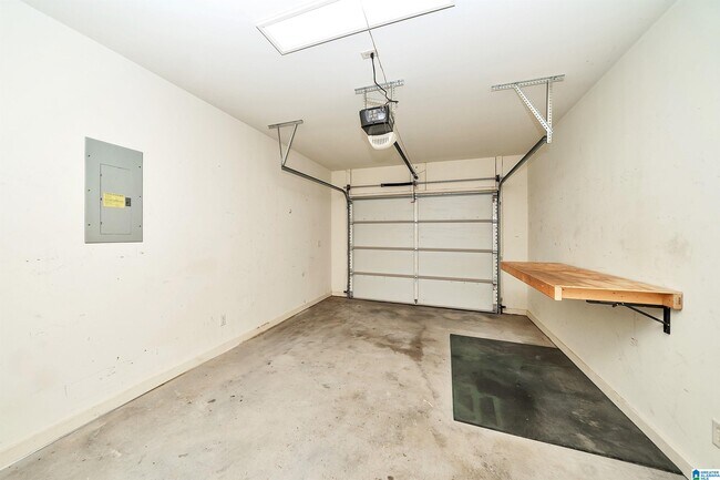 Building Photo - 1003 Meriweather Dr