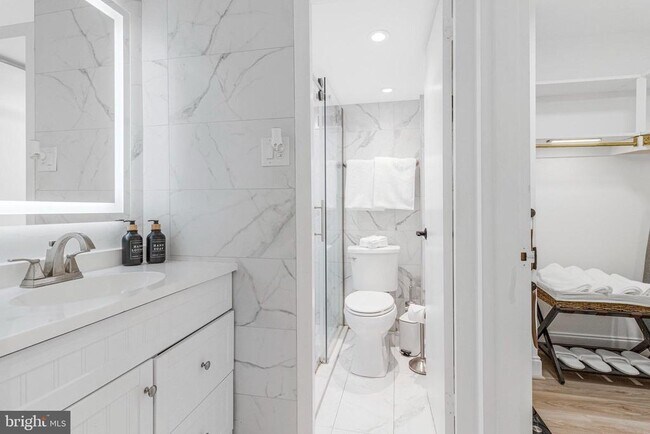 Building Photo - 2201 L St NW