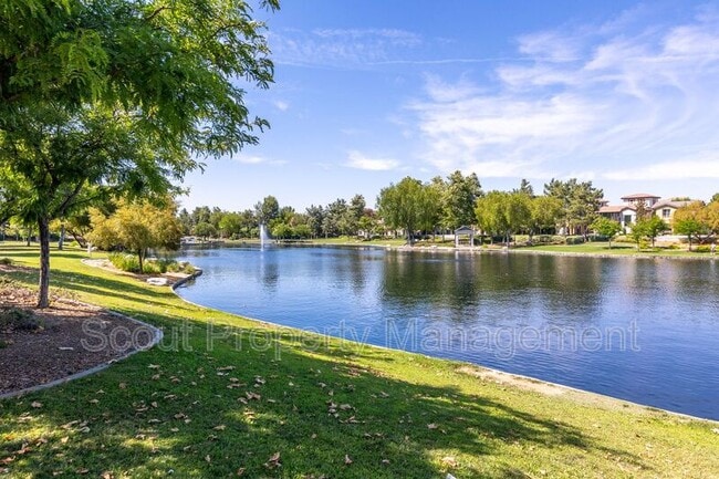 Building Photo - 40149 Balboa Dr