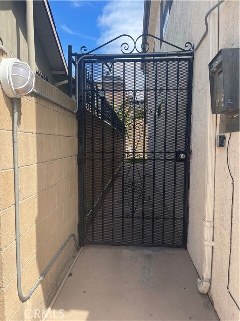 Building Photo - 1988 Junipero Ave