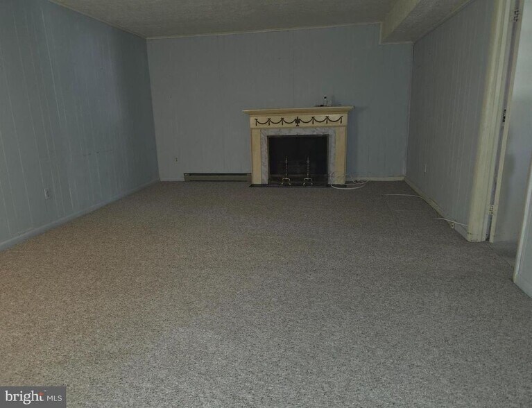 Building Photo - 3301 Heidi Ln