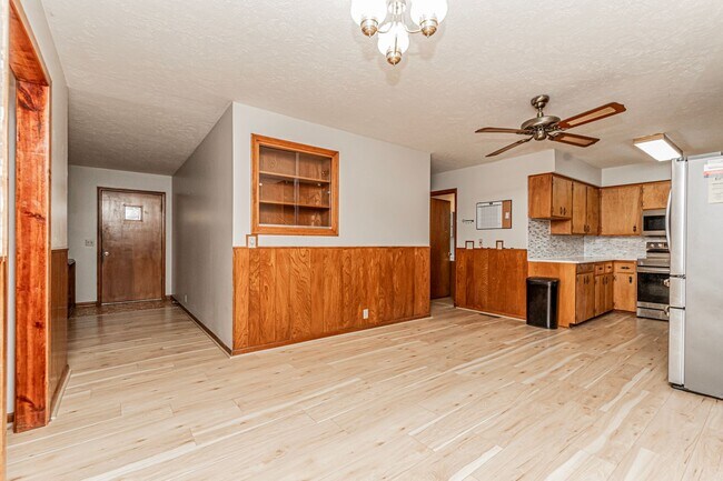 Building Photo - Please View 3D Virtual Walk-Through Before...