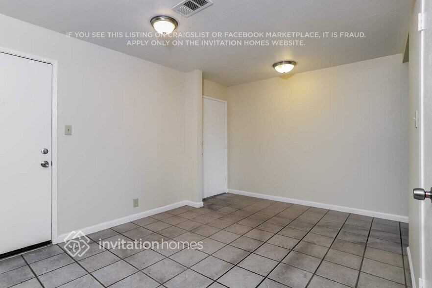 Building Photo - 2709 Cabrillo Ct