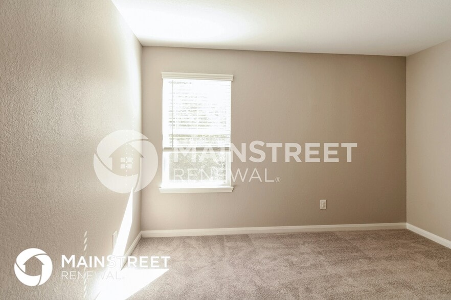 Building Photo - 23019 Bellini Dr