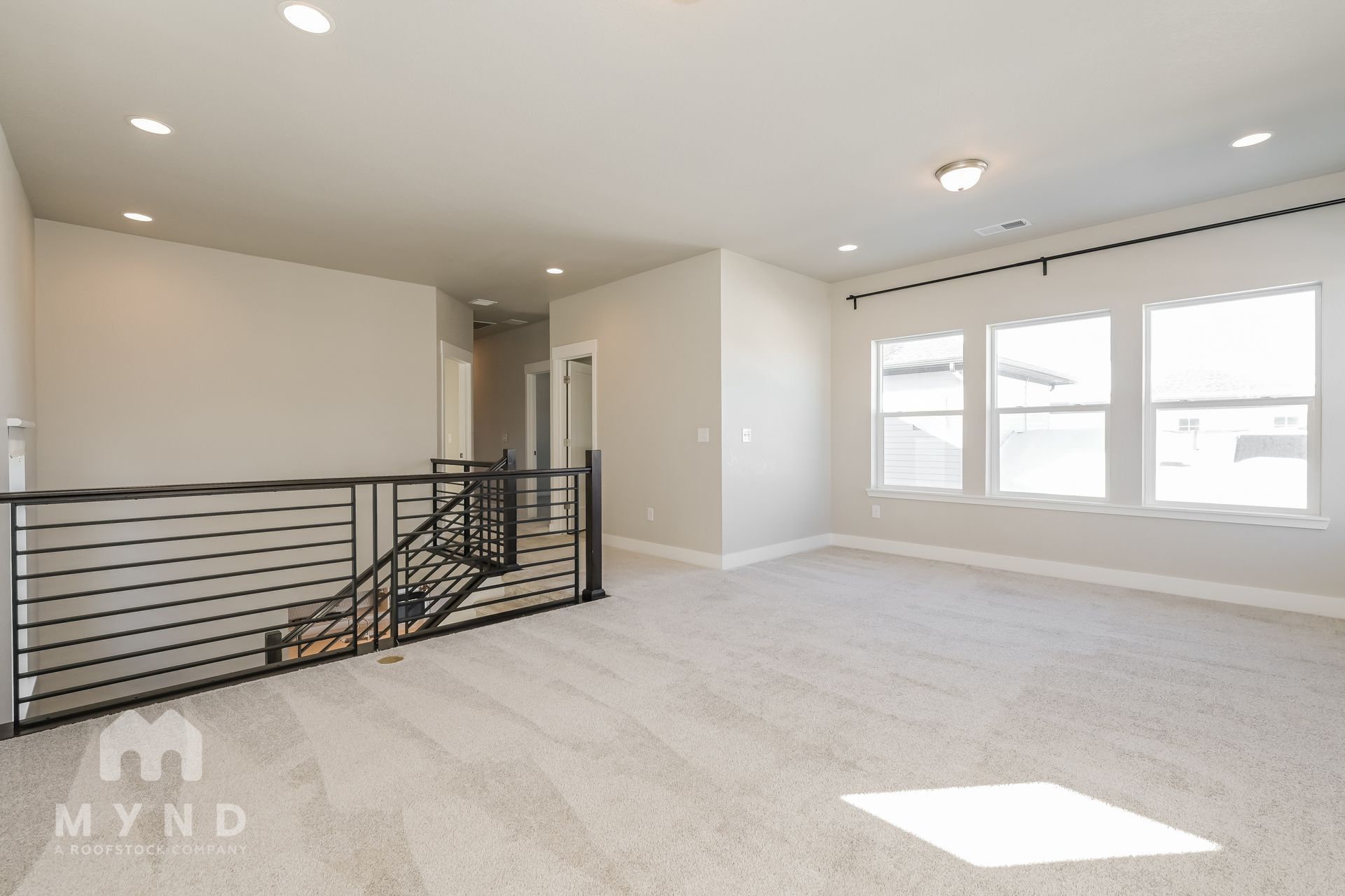 Building Photo - 6047 N Netherland Ct