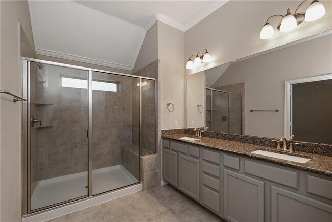 Building Photo - 2939 Twin Cove Ct