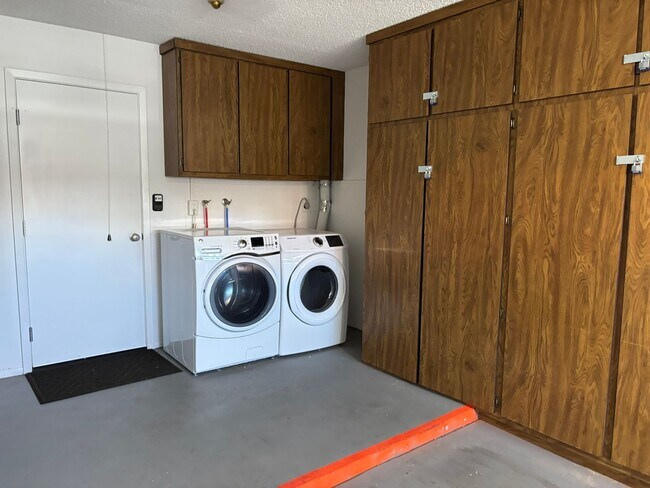 Building Photo - 309 Leisure World