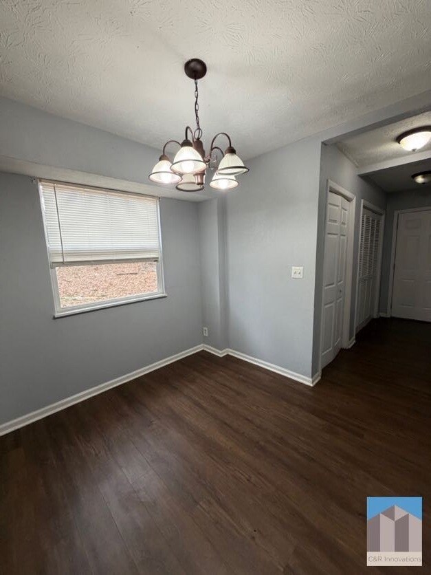 Building Photo - 804 Emerald Forest Cir