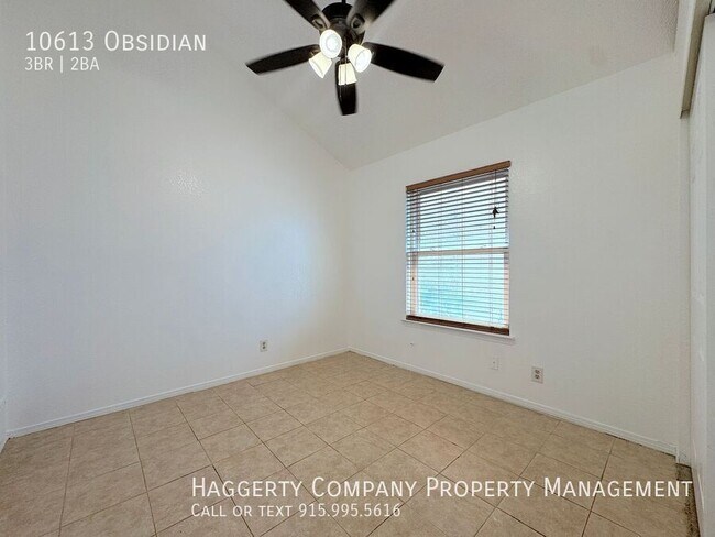 Building Photo - 10613 Obsidian-