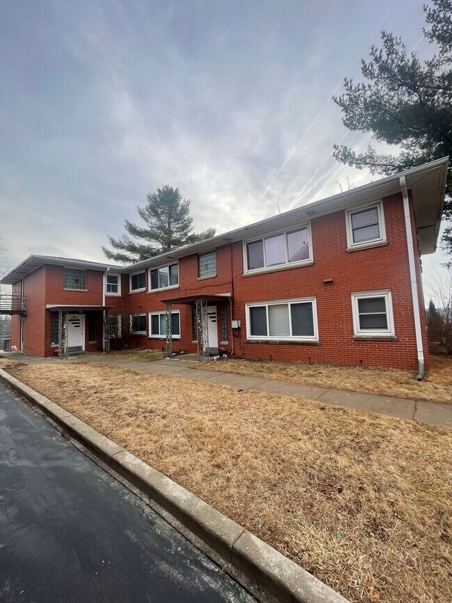 Building Photo - N87W16564 Appleton Ave