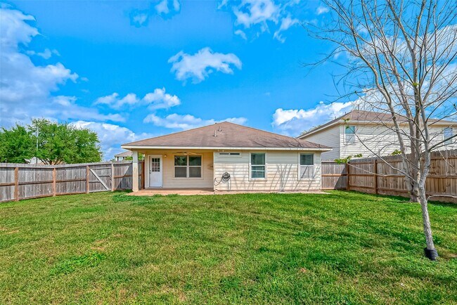 Building Photo - 9006 N Jewel Bend Ln