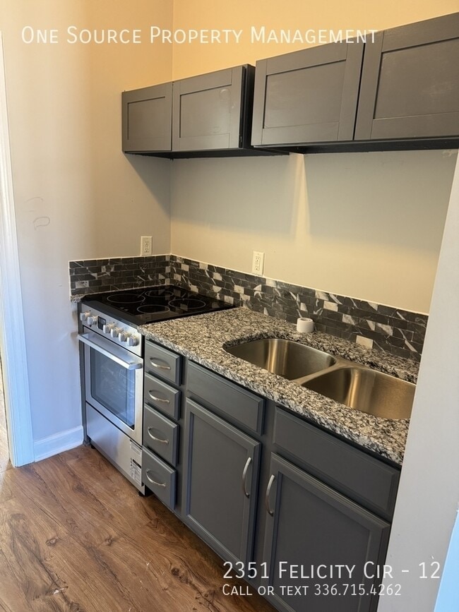 Building Photo - 2351 Felicity Cir