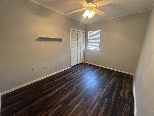 Building Photo - 626A Birchwood Ln