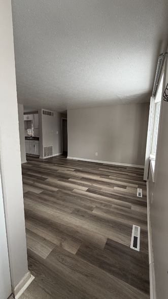 Building Photo - 4169 Commander Ln