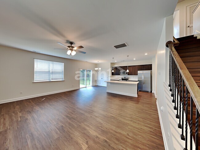 Building Photo - 1127 Amberly Wy