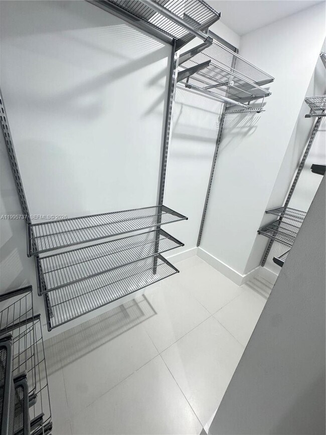 Building Photo - 60 SW 13th St