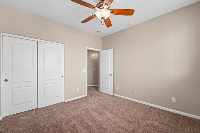 Building Photo - 21338 N Cecil Ct