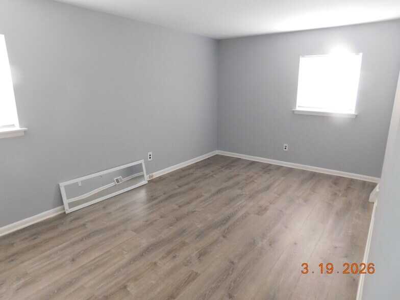 Building Photo - 2165 Benson St