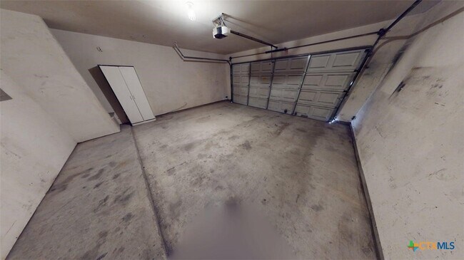 Building Photo - 601 Cattail Cir