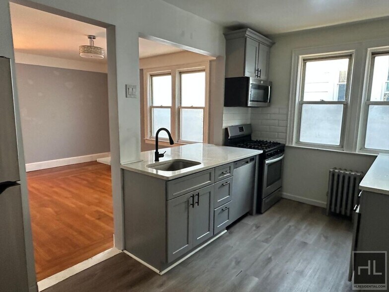 Primary Photo - 59 PLACE