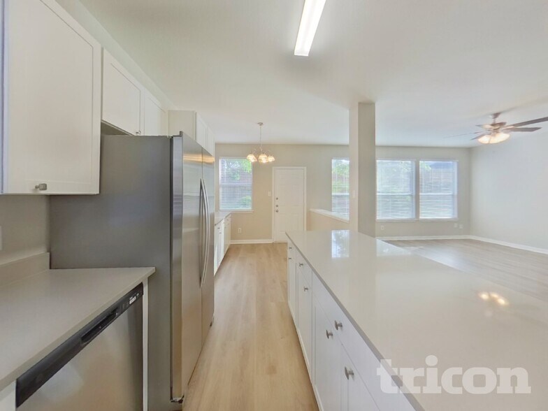 Building Photo - 5604 Nacona Dr