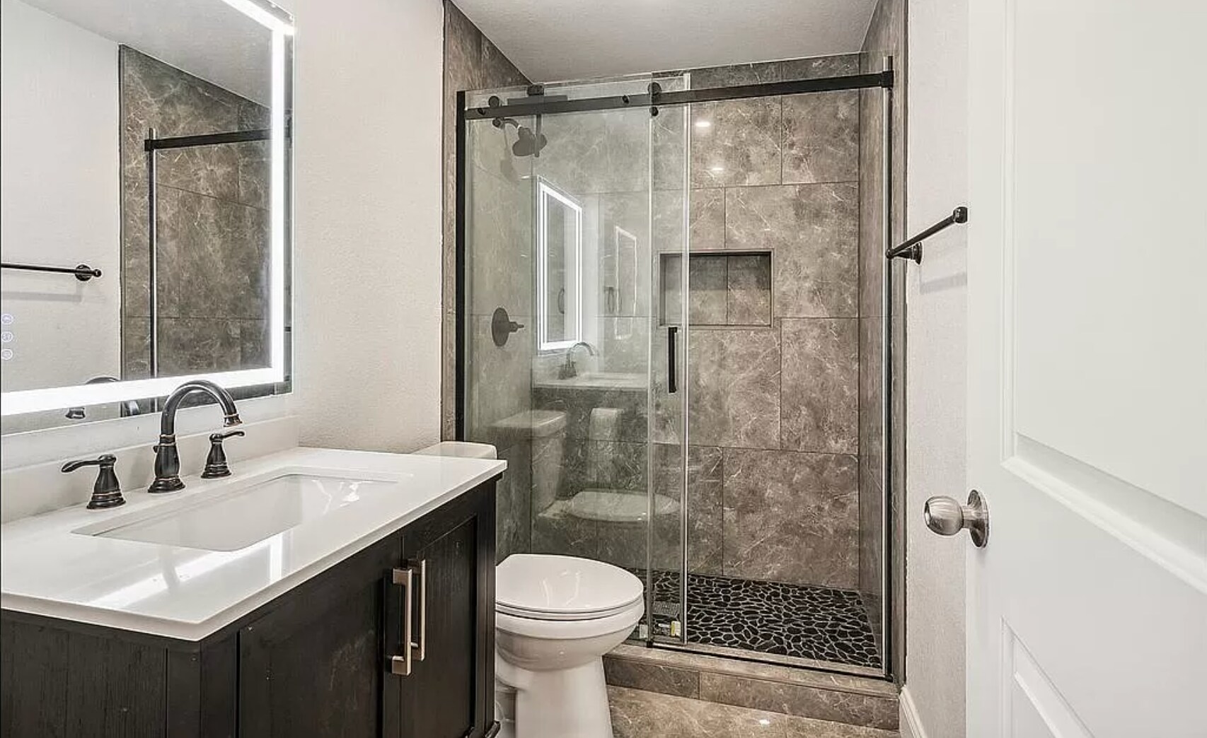 Building Photo - 2615 Elmira St