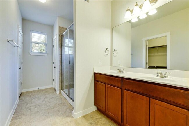 Building Photo - 3920 Kenter Crossing