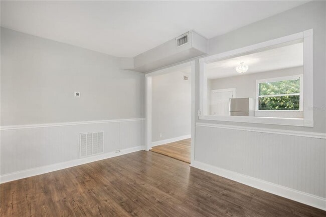 Building Photo - 1211 E 17th Ave