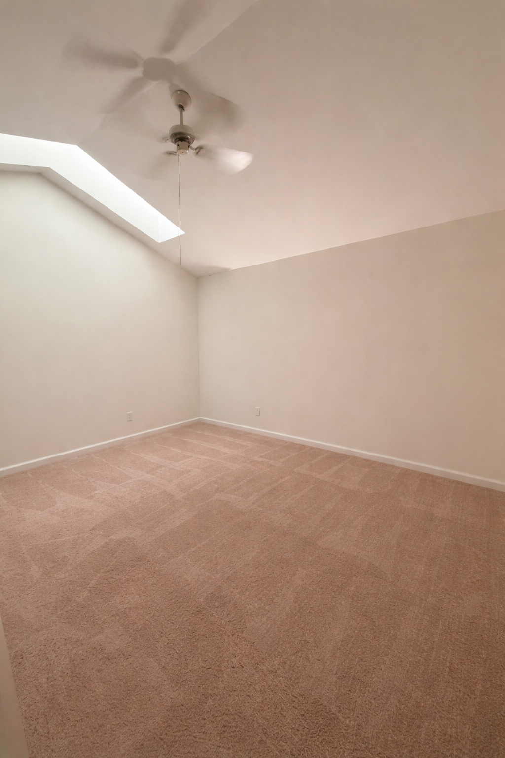 Building Photo - 31-33 Railroad St