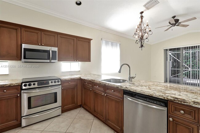 Building Photo - 8481 Siciliano St