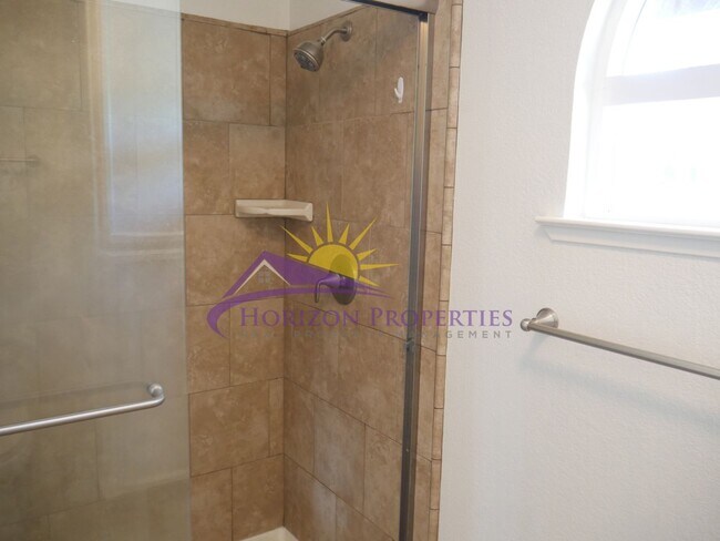 Building Photo - 1646 Hedland Pl