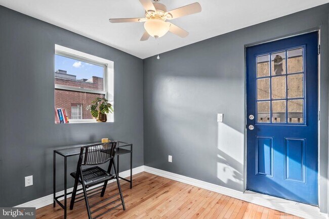 Building Photo - 2024 S 12th St