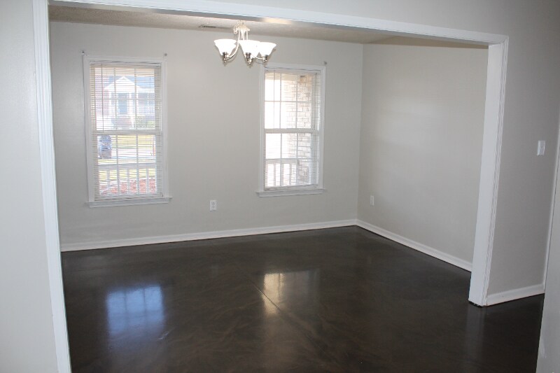 Building Photo - 8245 Frenchorn Ln