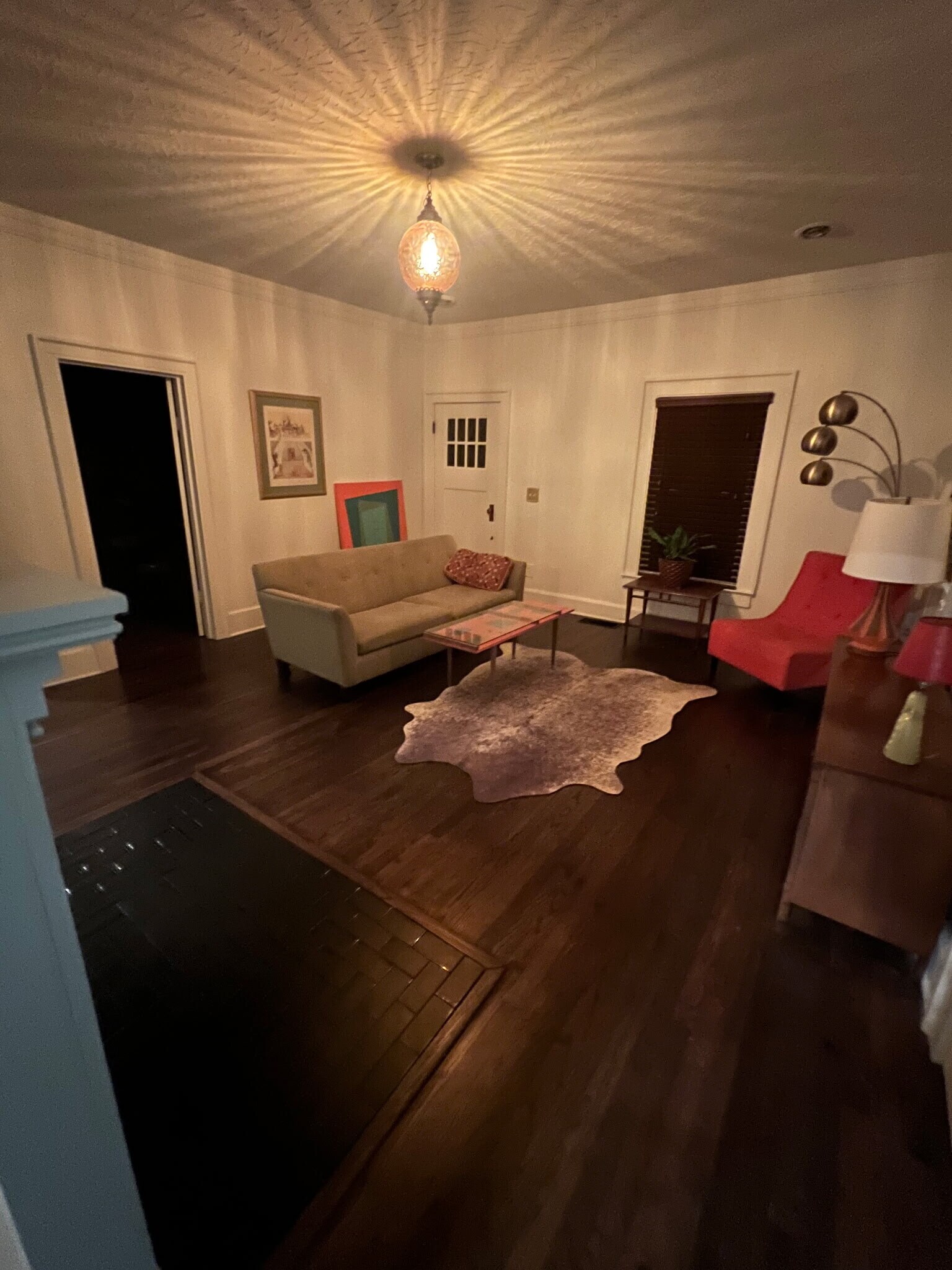 Refinished hardwood floors throughout - 560 Neelys Bend Rd