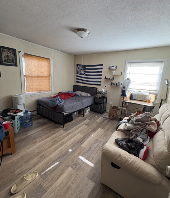 Building Photo - 599 S East St