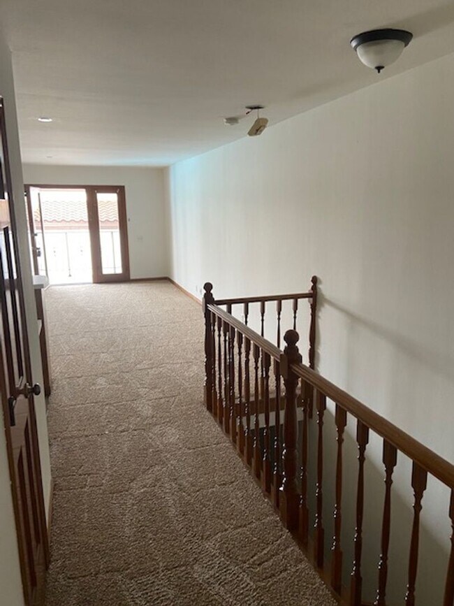 Primary Photo - 17200 Newhope St