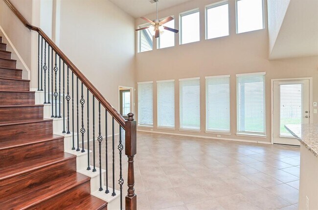 Building Photo - 11535 Elizabeth Brook Dr