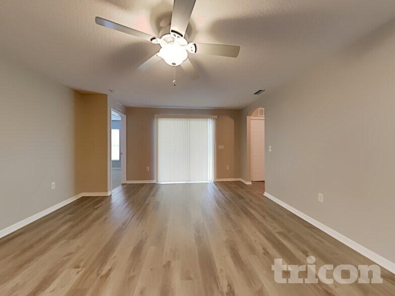 Building Photo - 1119 Shared Passion St