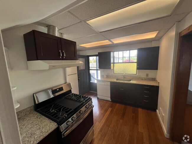 Unit #1 Kitchen - Admiral Way Apartments