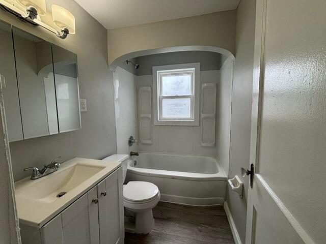 Building Photo - 751 E Mithoff St